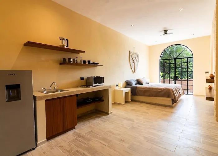 Kaax Pristine Jungle Gem W Plunge & Pool