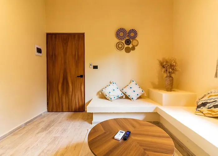 Сasa de vacaciones Kaax Pristine Jungle Gem W Plunge & Pool