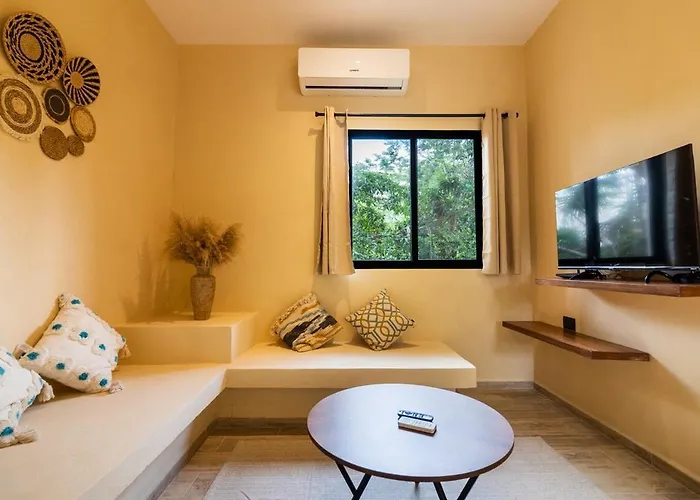 Сasa de vacaciones Kaax Pristine Jungle Gem W Plunge & Pool